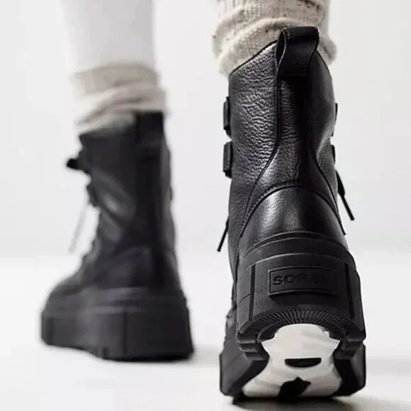 Free People x Sorel Caribou X Lace Up Boots - Picture 6 of 15